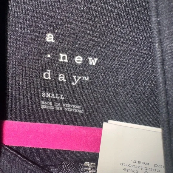a new day Women's black sweater(NWT) - Picture 2 of 5